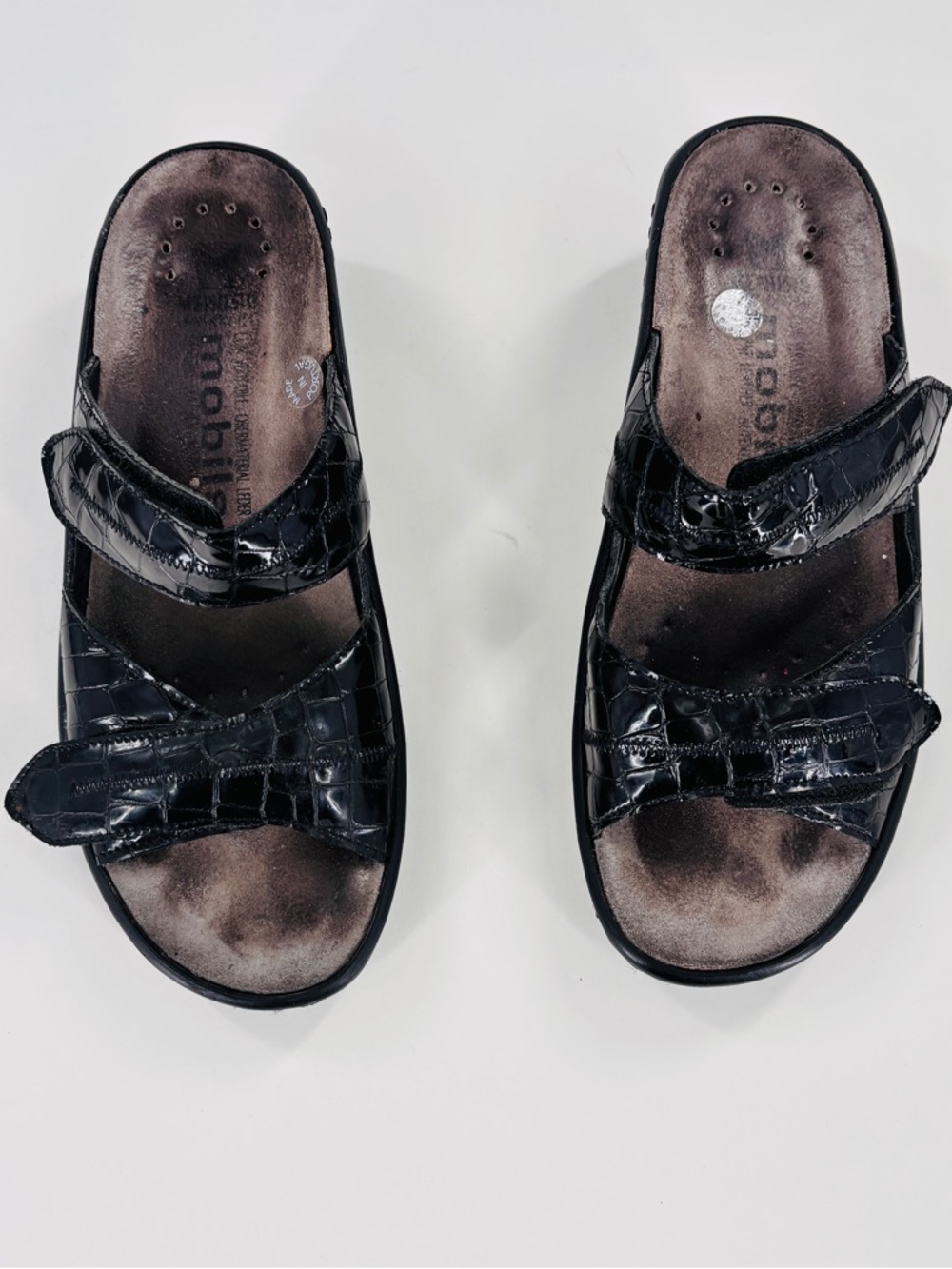 Mephisto Black Croc-Embossed Leather Slide Sandals